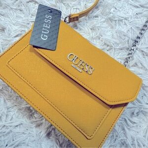 NWT Guess Crossbody Bag!